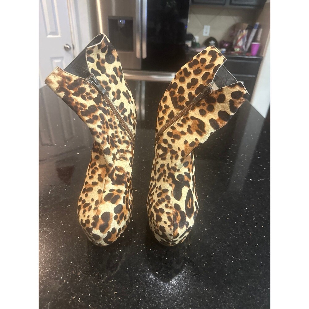 Christian Louboutin Ankle Heels Boots Leopard Leather Size 41 Women’s